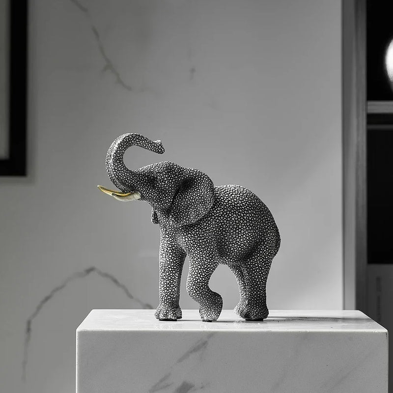 Estatueta de Elefante em Resina