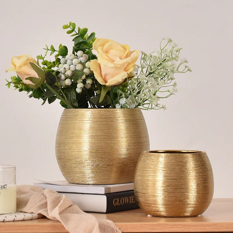 Vaso de Flor Cerâmico Dourado